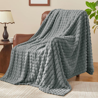 Updated Grey Throw Blanket for Couch and Bed- Super Soft and Warm 3D Checkered Fluffy Fuzzy Fleece Blanket, Luxurious Plush Cozy Blanket for Room Decor Spring - Gray - Size 180cm*200cm
