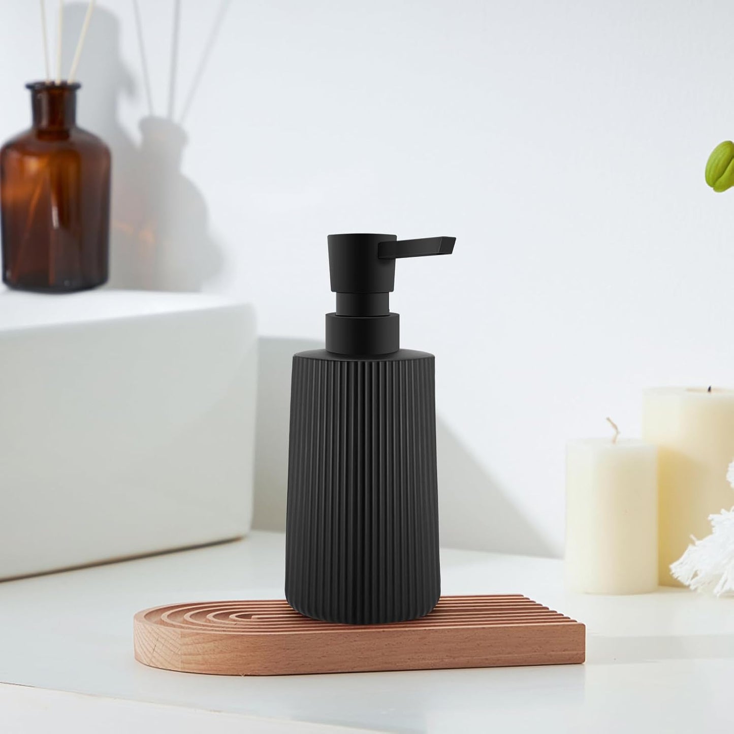 Soap Dispenser - Black Soap Dispenser for Detergent - Kitchen Soap Dispenser - With Press Dispenser - Suitable for Countertops - Bathroom and Kitchen (2 pieces - Black)