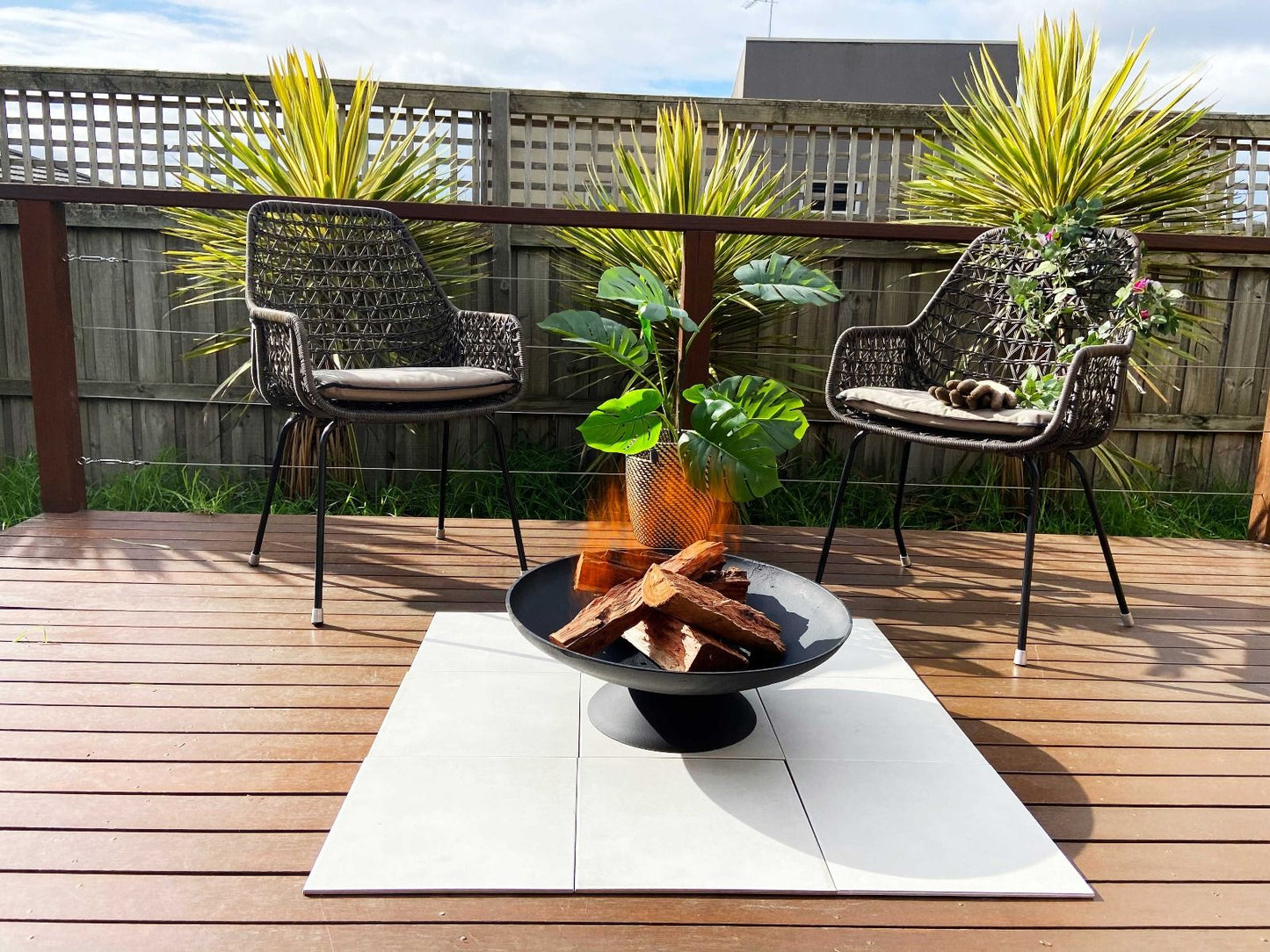 Black Lassen Cast Iron Fire Pit